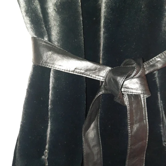 J.McLaughin faux fur vest - Picture 6 of 7